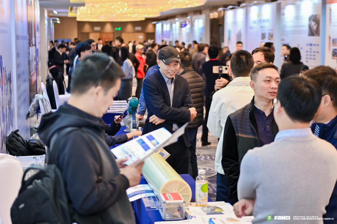 嘉戎技術展位現(xiàn)場